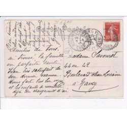 MOULIN-sur-YEVRE: la gare, train - état