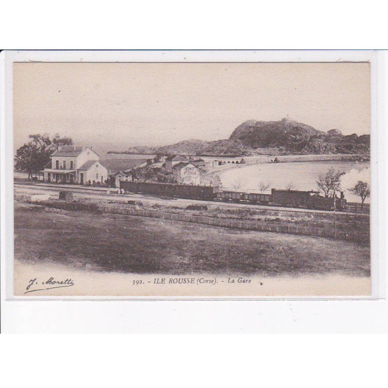 ILE ROUSSE: la gare - très bon état