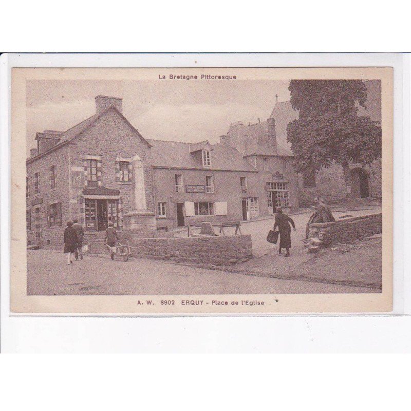 ERQUY: place dee l'église - très bon état