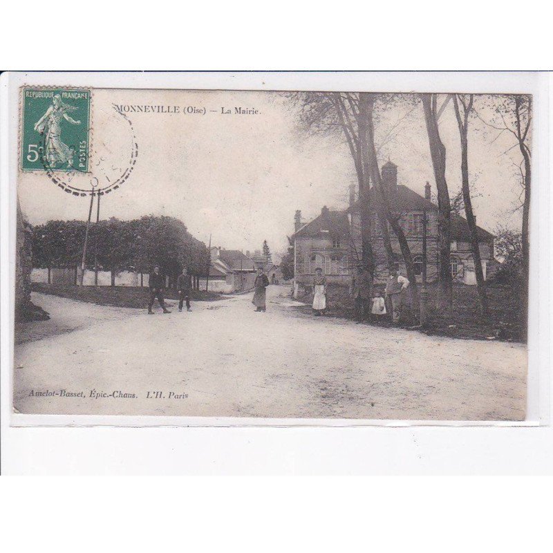 MONNEVILLE: la mairie - très bon état