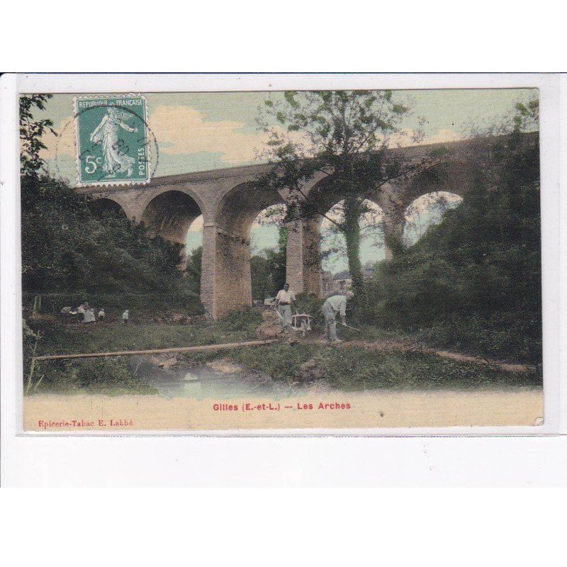 GILLES: les arches - très bon état