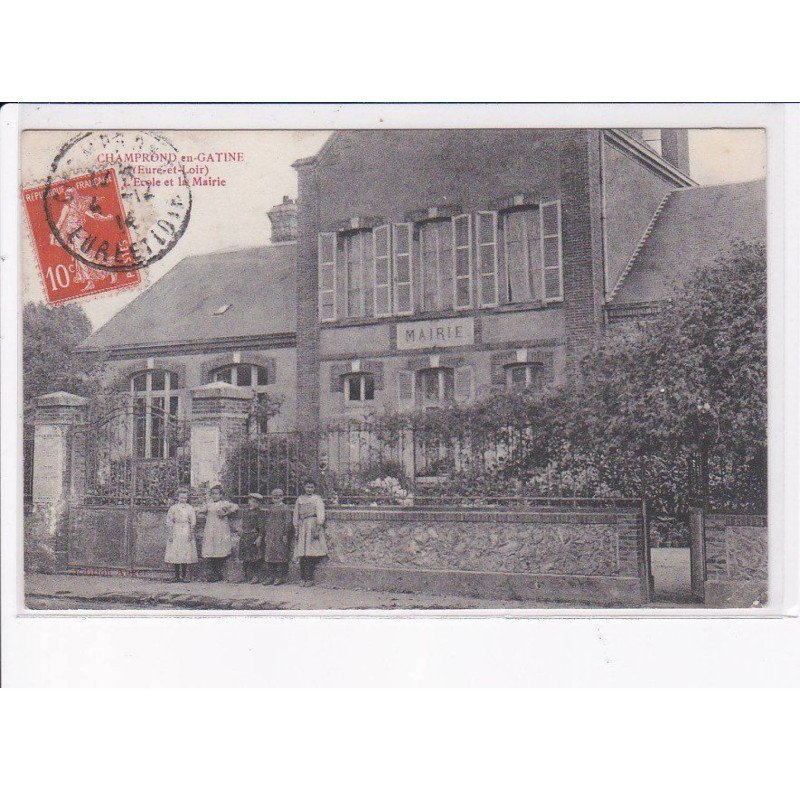 CHAMPROND-en-GATINE: école et la mairie - état