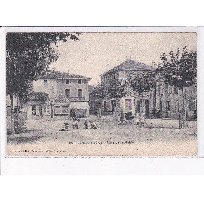 JARCIEU: place de la mairie - très bon état