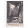 LOCMARIAQUER: monuments mégalithiques, intérieur du dolmen des marchands, les piliers - très bon état