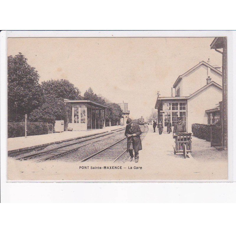 PONT-SAINTE-MAXENCE: la gare, train - très bon état