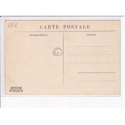 MOUY: pensionnat, cour de récréation et classes des grandes - très bon état