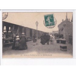 BERCK-PLAGE: arrivée du tortillard en gare - très bon état