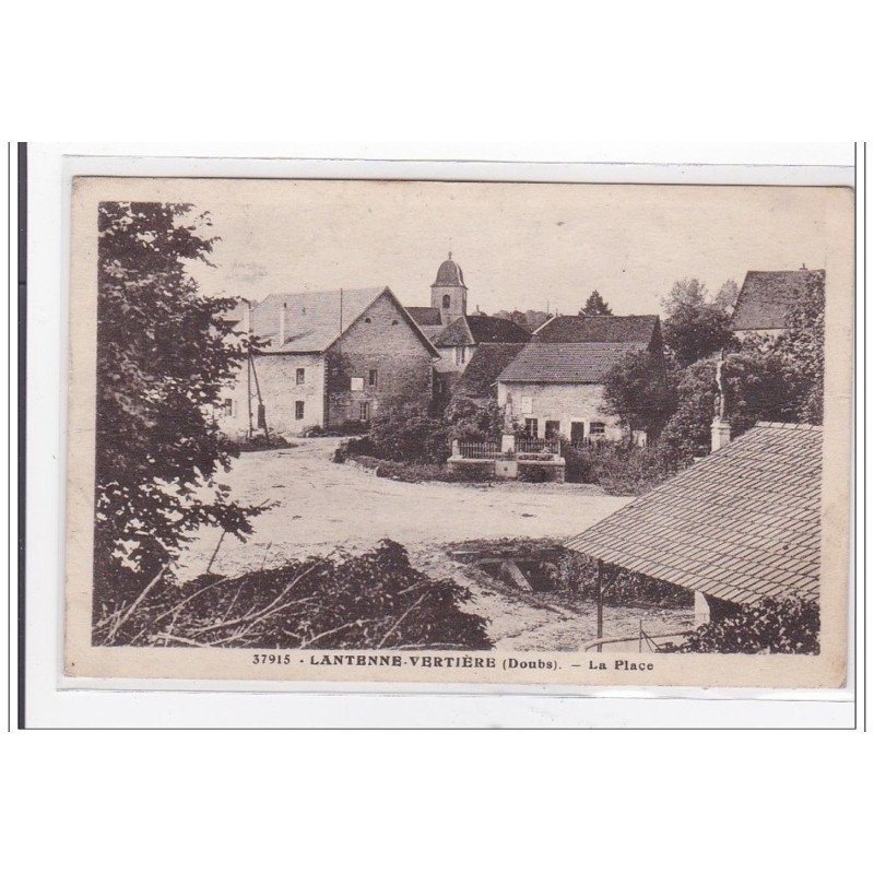 LANTBENNE-VERTIERE : la place - etat