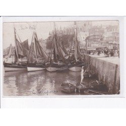 LE TREPORT: le quai, port, bateaux - état (déchirée)