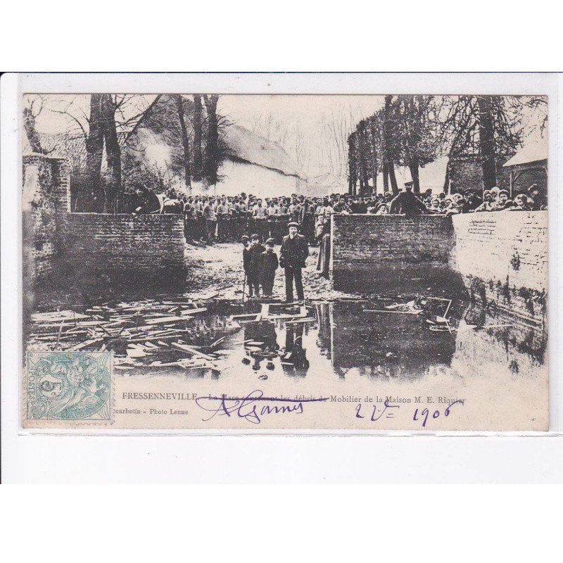 FRESSENNEVILLE: la mare contenant les débris de mobilier de la maison M. Edouard Riquier - très bon état