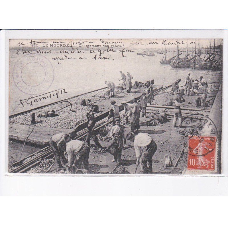 LE HOURDEL: chargement des galets - très bon état