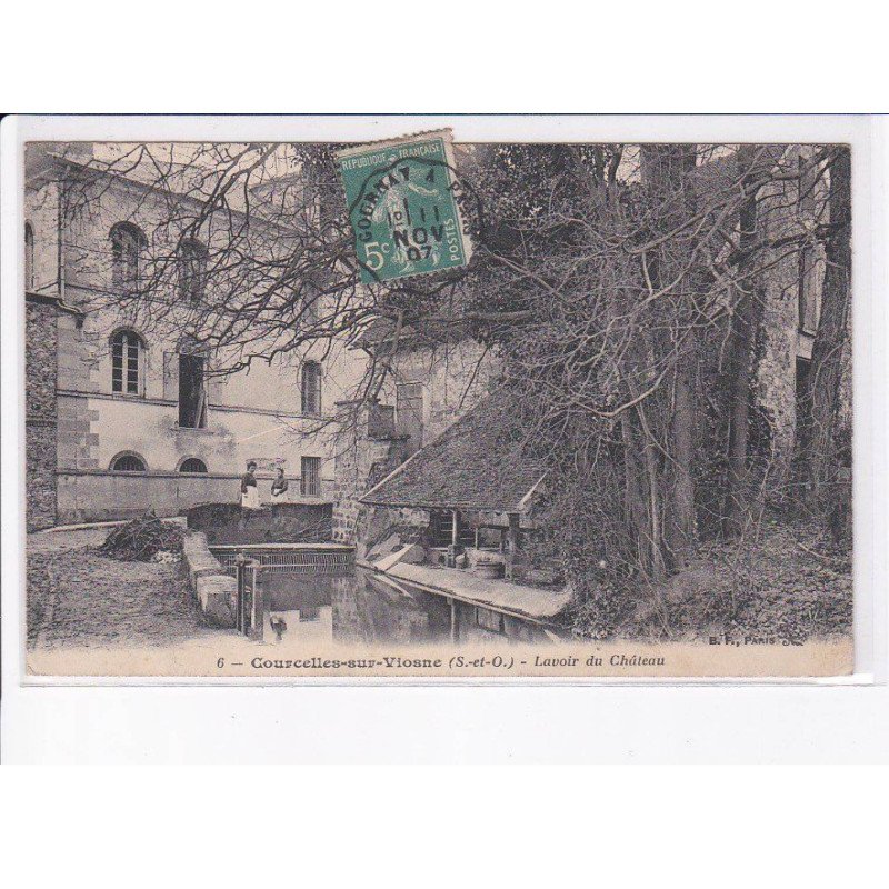 COURCELLES-sur-VIOSNE: lavoir du château - très bon état