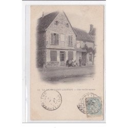 LA CROIX SAINT-LEUFROY : une vielle maison - tres bon etat