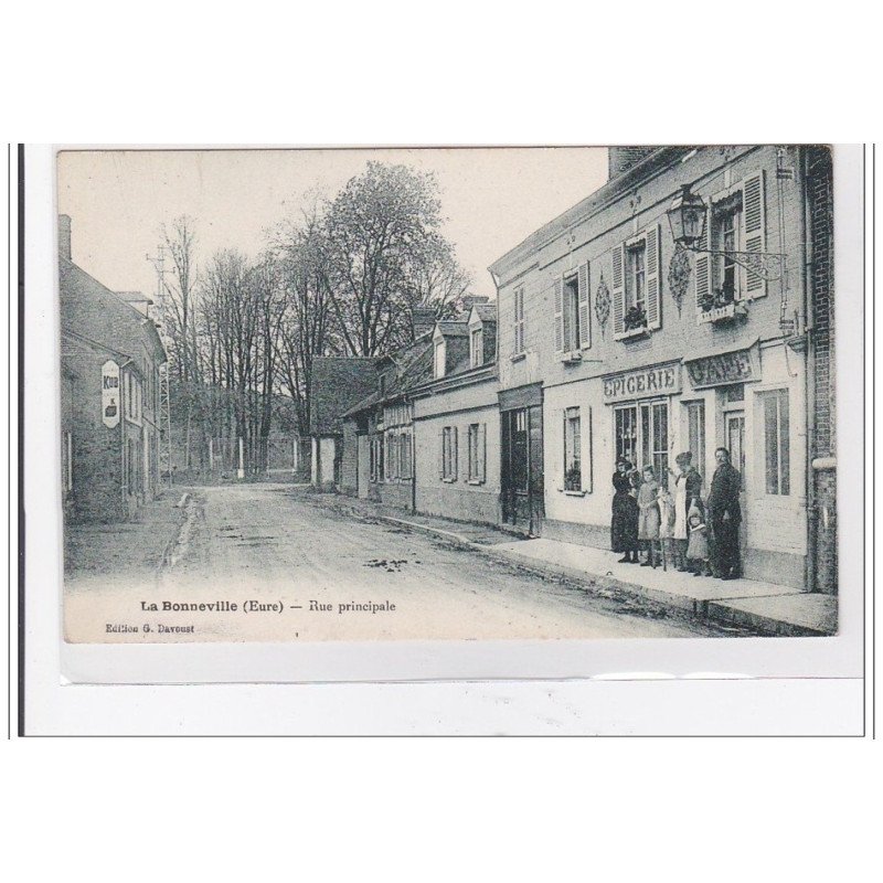 LA BONNEVILLE : rue principale - tres bon etat