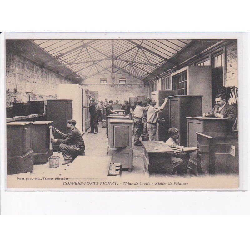 CREIL: coffres-forts fichet de paris, usine, atelier de peinture - très bon état