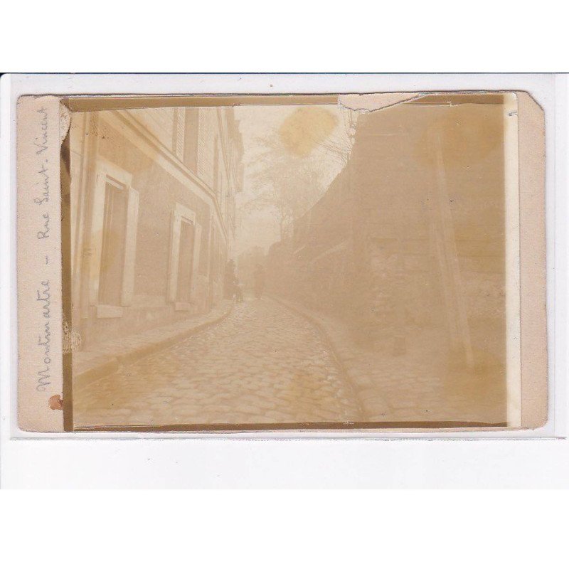 PARIS: 75018, rue saint-vincent - état