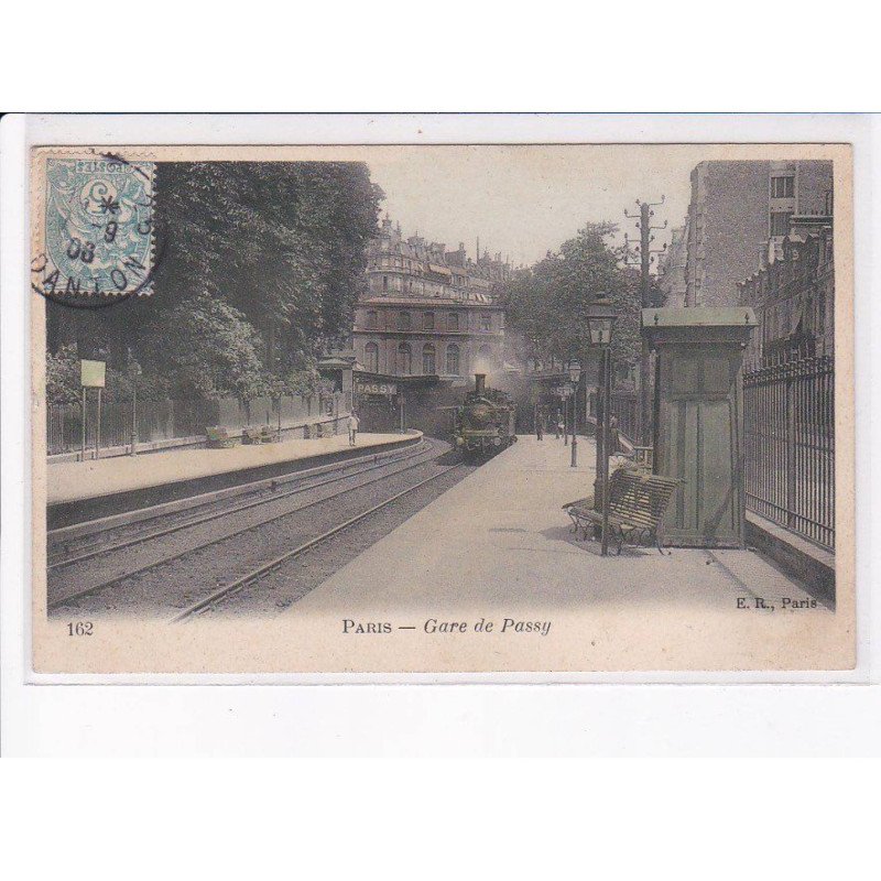 PARIS: 75016 gare de passy - très bon état