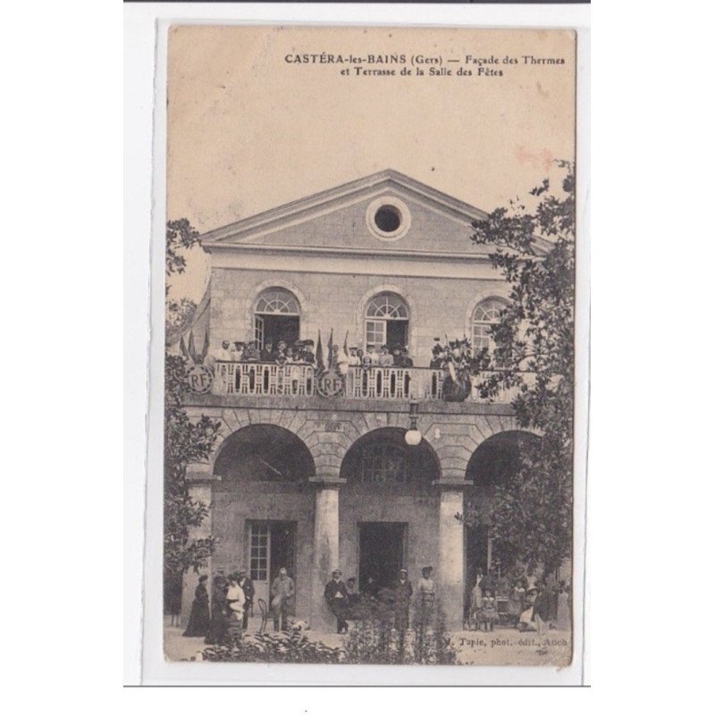 CASTERA-les-BAINS : facade des thermes et terrasse de la salle des fetes - tres bon etat