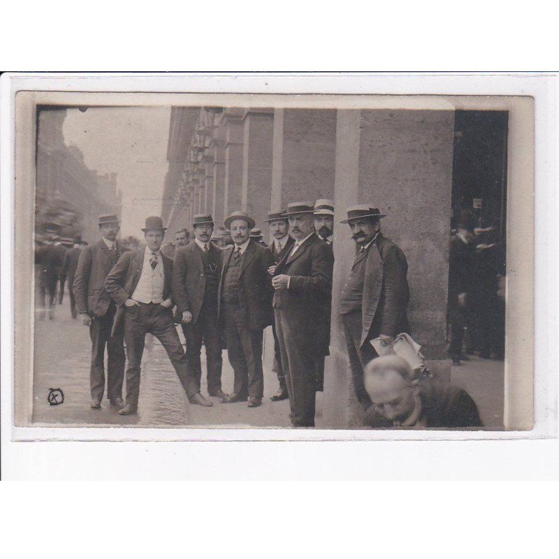 PARIS: 75001 rue de rivoli, la poste - très bon état