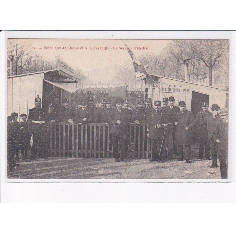 PARIS: 75011 foire aux jambons et à la ferraille, le service d'ordre, bureau de l'officier de paix - très bon état