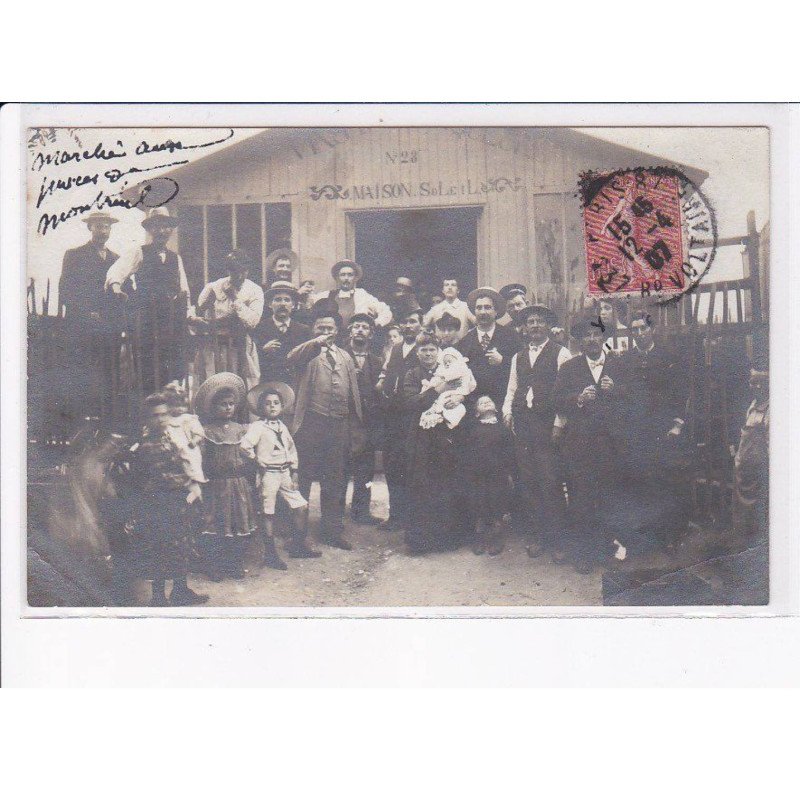 MONTREUIL: marché aux puces, vins buvette "Maison Soleil" - très bon état