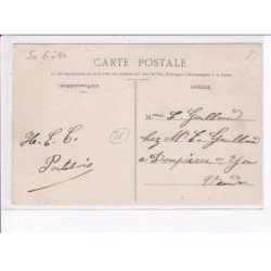 PARIS: une station de cochers de fiacre - état