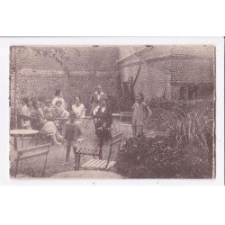 VEULES-les-ROSES: hôtel des tourelles, jardin et rivière - très bon état