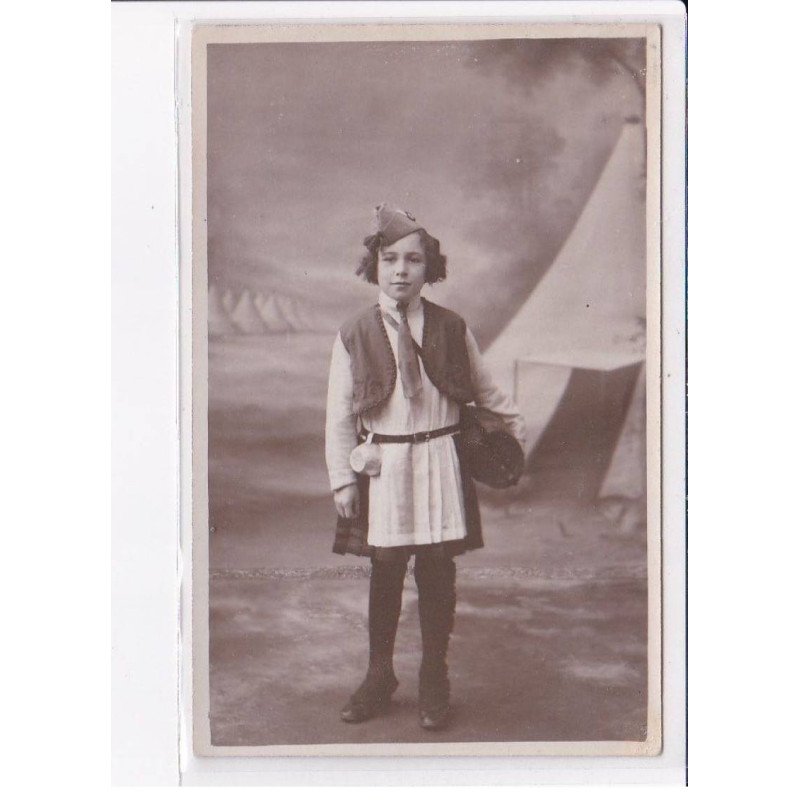 AULT: enfant costumé - très bon état