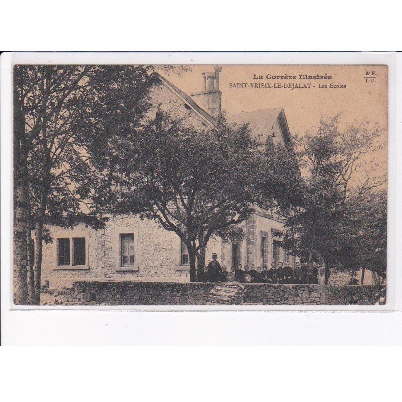 SAINT-YRIEIX-le-DEJALAT: les écoles - très bon état