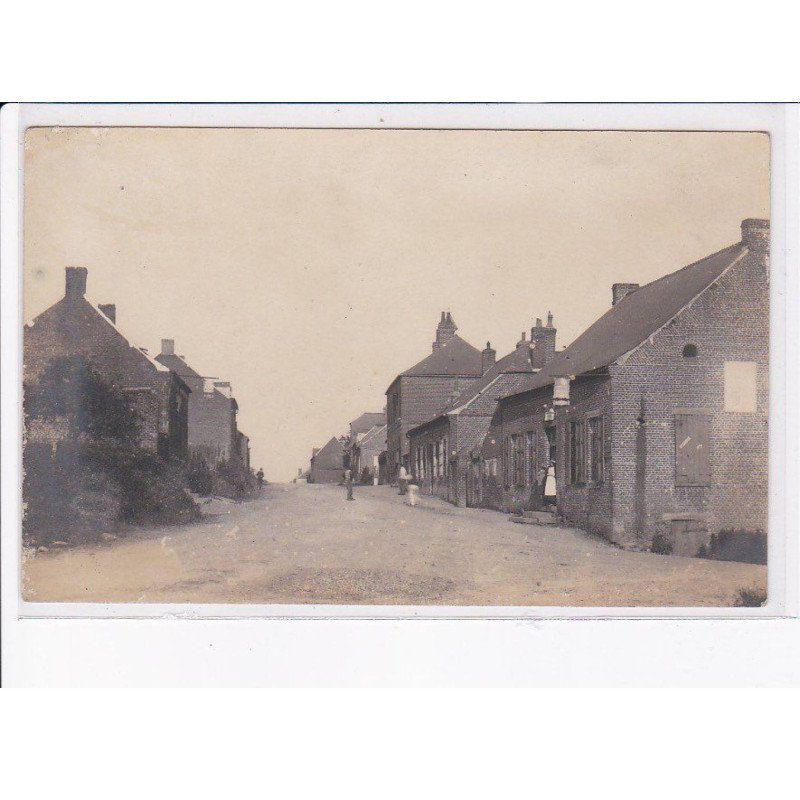 MALZY: scène de rue - très bon état