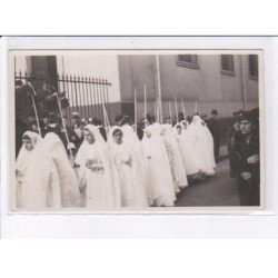 PARIS: 75017, procession, batignolles - très bon état