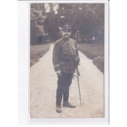 PARIS: militaire - très bon état