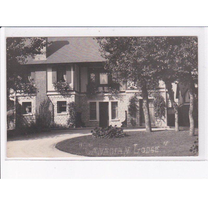 CABOURG: villa la joselle (?) "canadian lodge" côté est - très bon état