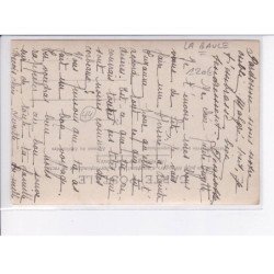 LA BAULE: personnages et bateau sur plage - très bon état