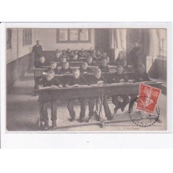 SAINT-MICHEL-en-PRIZIAC: école professionnelle - très bon état