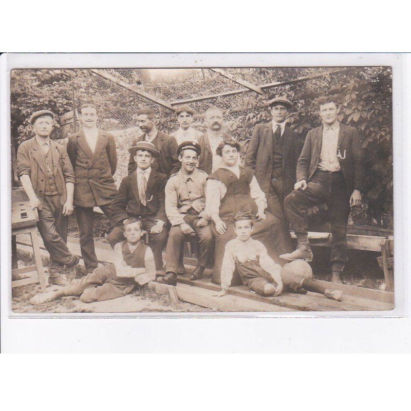 SUISSE: GENEVE: café rose - très bon état