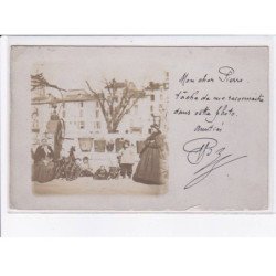 SUISSE: VAUD: LAUSANNE: personnages, "mon cher Pierre, tâche de me reconnaître dans cette photo" - état