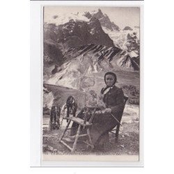 LA DAUPHINE : la grave, une fileuse - tres bon etat