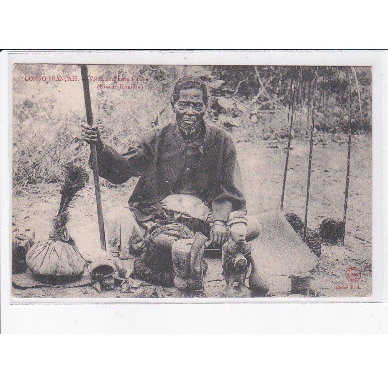 CONGO FRANCAIS: vieux chef fiote à tuba, fétiche - très bon état