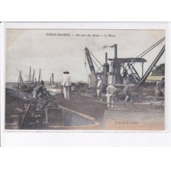 MADAGASCAR: DIEGO-SUAREZ: un coin des quais, le phare - très bon état