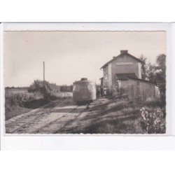 MEZIERES-en-DROUAIS: la gare - très bon état