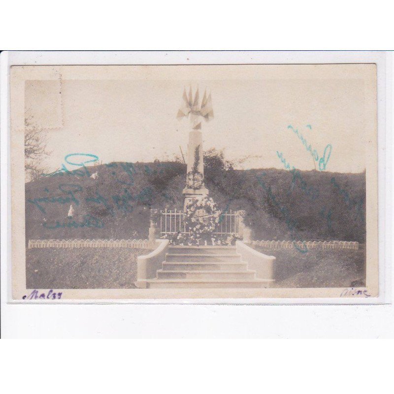 MALZY: monument aux morts - état