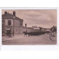MONTARGIS: faubourg du lyon, entrée de militaires à la caserne - très bon état