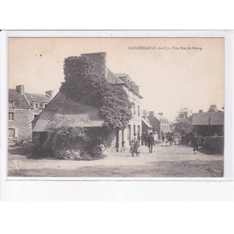 LANGUENAN: une rue du bourg - très bon état