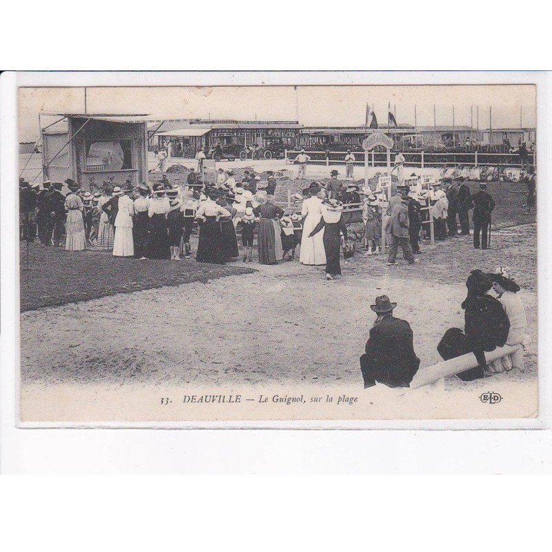 DEAUVILLE: le guignol, sur la plage - très bon état