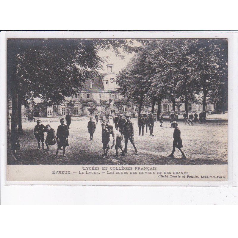 EVREUX: lycées et collèges franèais, les cours des moyens et des grands - très bon état