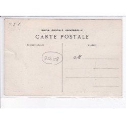 PARIS: 75018 église saint-pierre-de-montmartre, automobile - très bon état