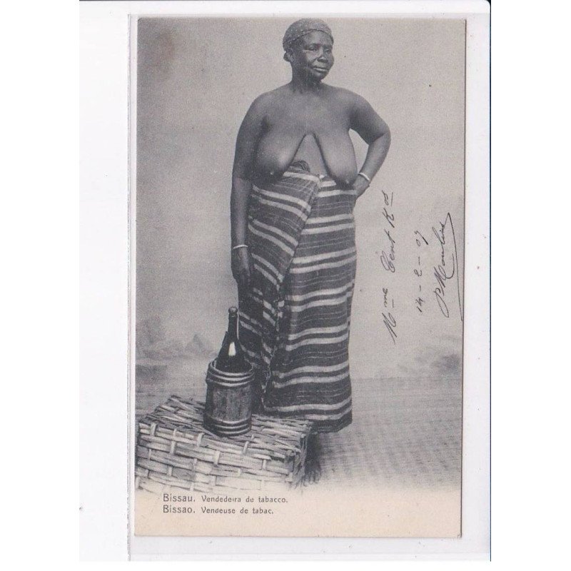 GUINEA-BISSAU: nus, femme, vendeuse de tabac - très bon état