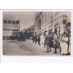 SYRIE: DAMAS: char-tank, militaire, pharmacie, singer - état