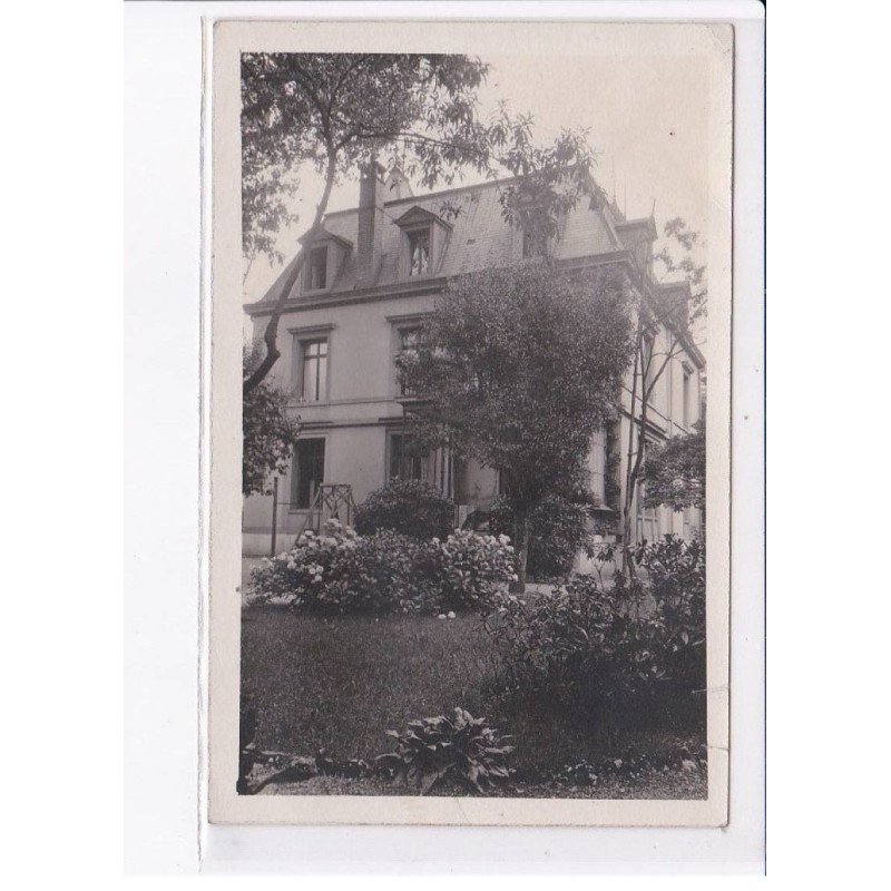 SUISSE: BASEL: villa - état